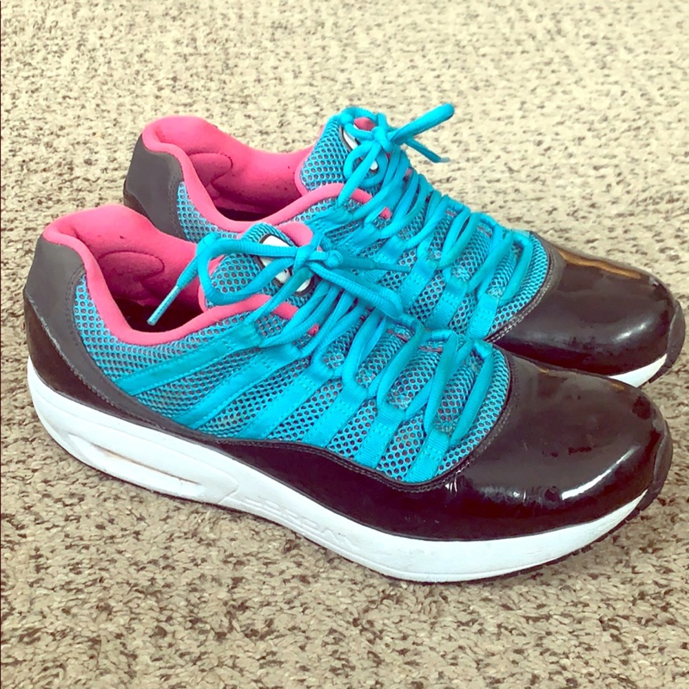 *RARE* Air Jordan CMFT size 12 South Beach